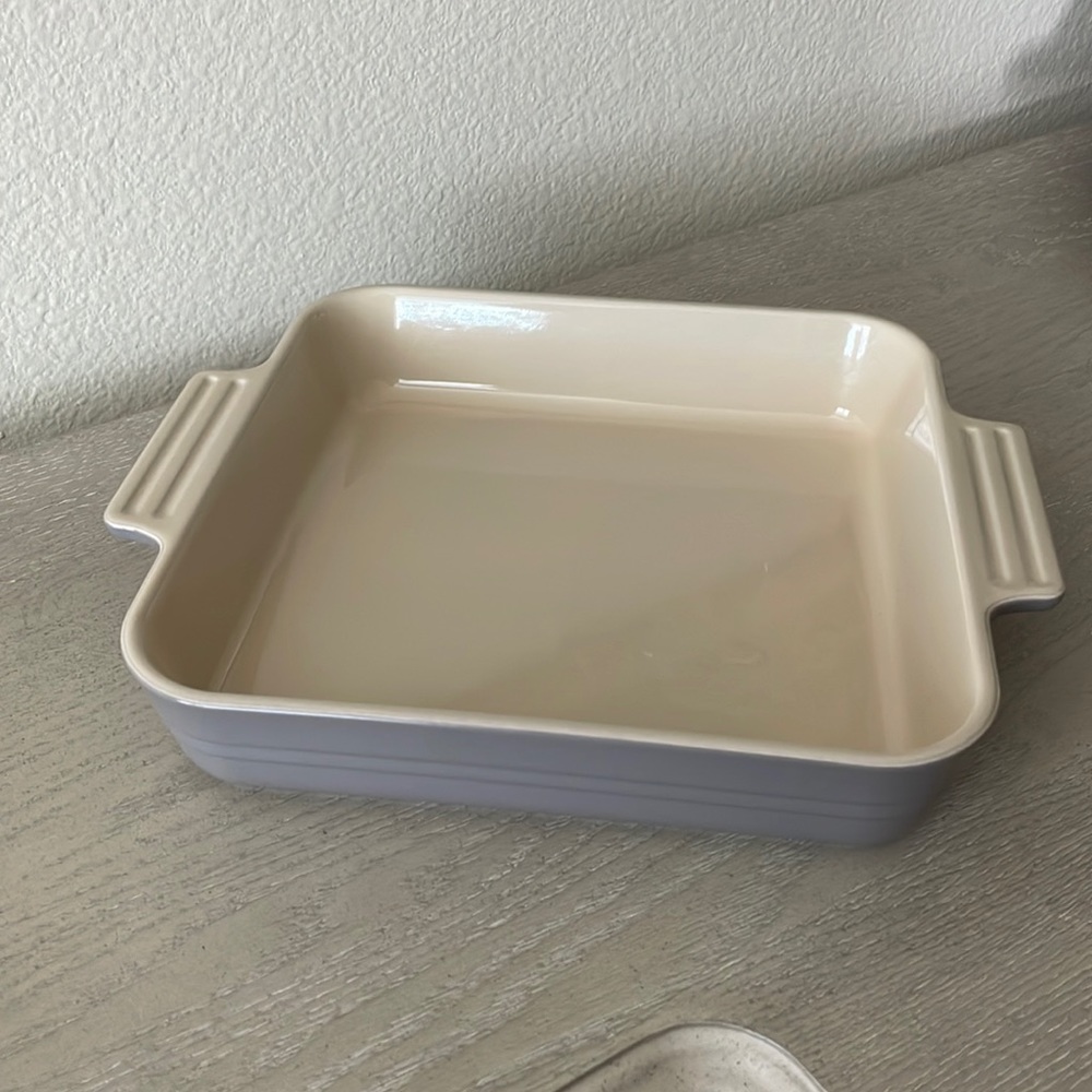 Le Creuset 9 inch Baker